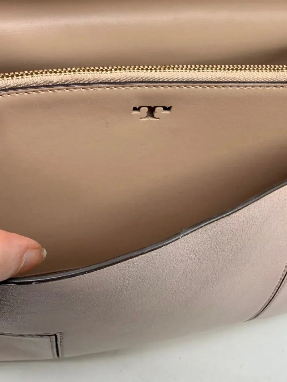 TORY BURCH~Block-T Leather Top Handle Satchel Bag - Soft Shell Pink NEAR NEW